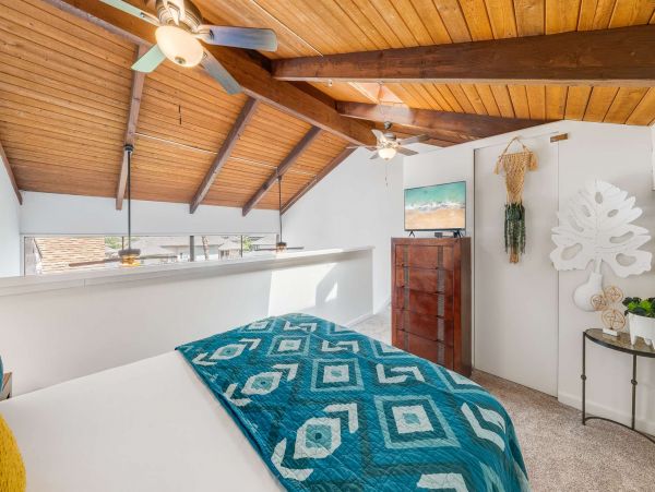 Lovely Maui Vacation Condo with Partial Ocean Views