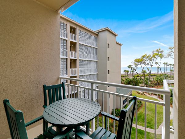 Beachfront Condo Two Bedroom in Hilton Head