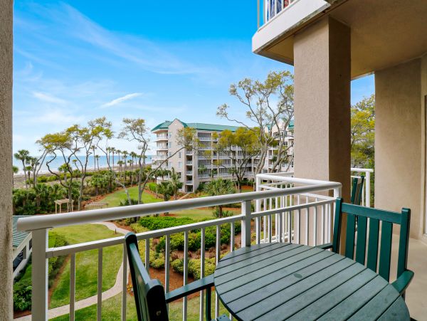 Beachfront Condo Two Bedroom in Hilton Head