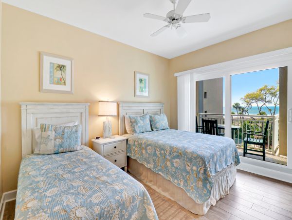 Beachfront Condo Two Bedroom in Hilton Head