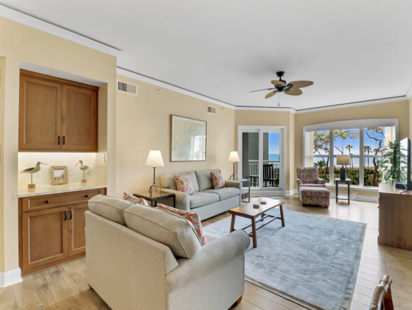 Beachfront Condo Two Bedroom in Hilton Head