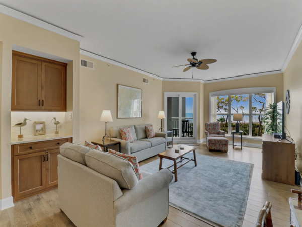 Beachfront Condo Two Bedroom in Hilton Head
