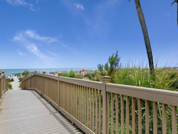 Beachfront Condo Two Bedroom in Hilton Head