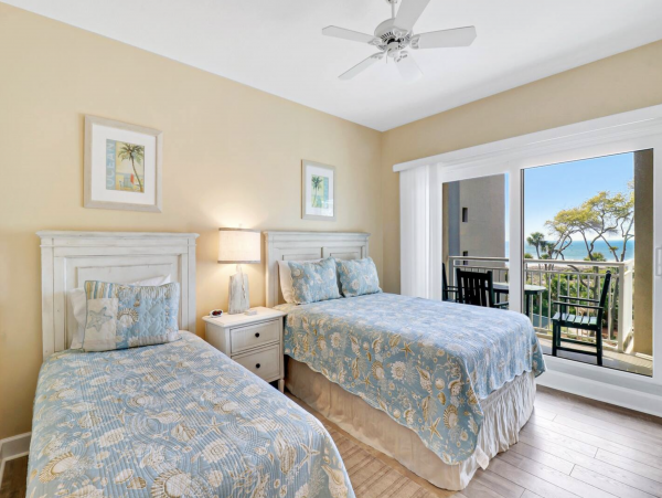 Beachfront Condo Two Bedroom in Hilton Head