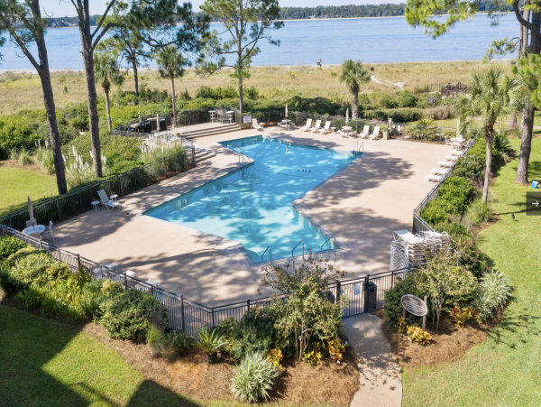Luxurious Ocean-View Villa with Great Amenities in Hilton Head