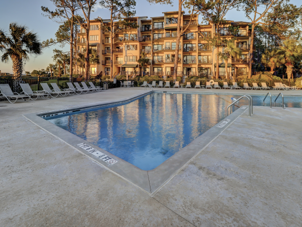 Luxurious Ocean-View Villa with Great Amenities in Hilton Head