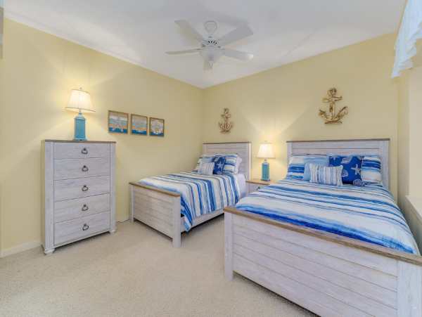 Oceanfront 2 Bedroom Vacation Rental in Hilton Head