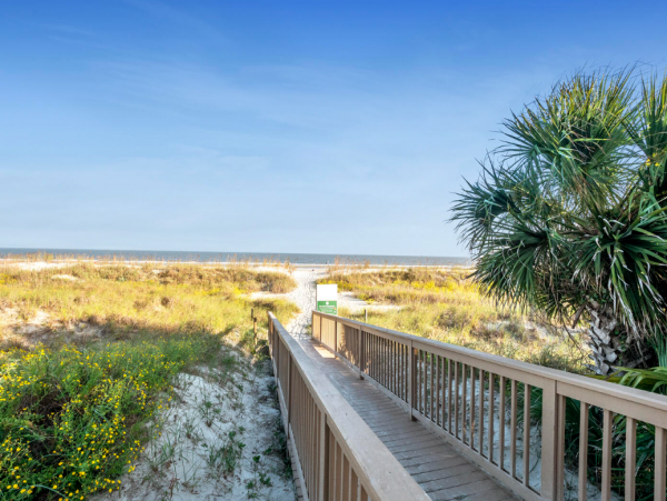 Oceanfront 2 Bedroom Vacation Rental in Hilton Head