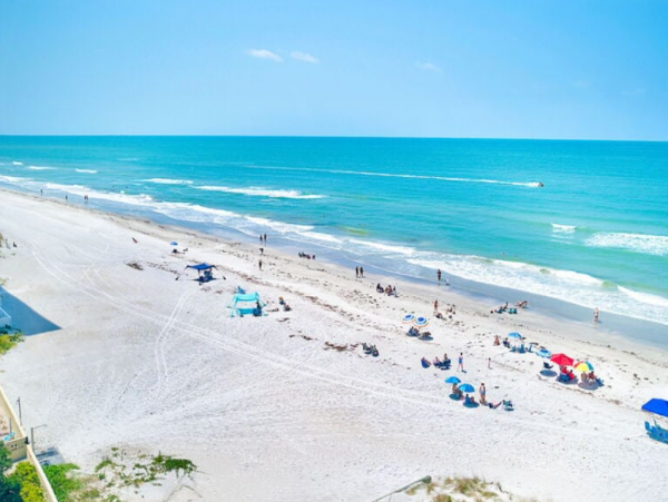 Beachfront 3 Bedroom Vacation Condo in Redington Shores
