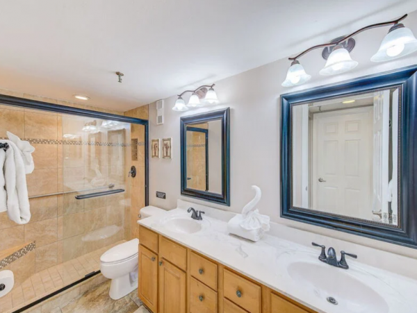 Cozy Vacation Condo with Ocean Views in Redington Shores