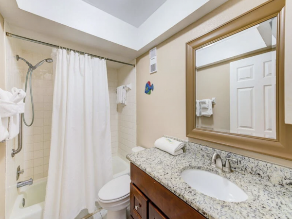 Stunning Beachfront Views 3 Bedroom Condo in Redington Shores