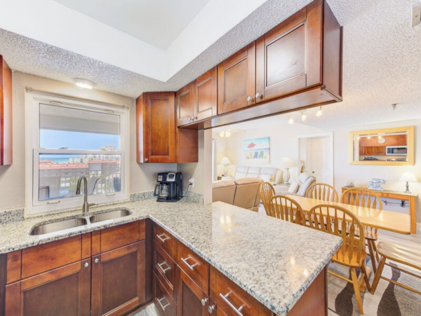 Stunning Beachfront Views 3 Bedroom Condo in Redington Shores