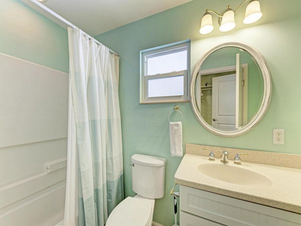 Great Vacation Pool Rental on Anna Maria Island Three bedroom
