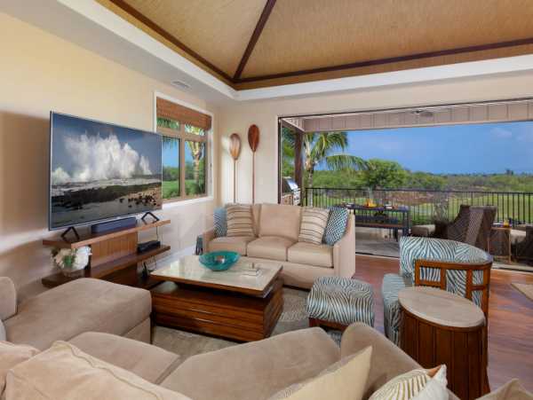 Ultimate Hawaiian Vacation Rental with Private Pool & Spa