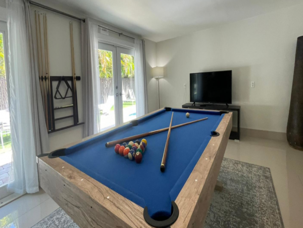 Gorgeous Bliss in Ft. Lauderdale with Private Pool & Firepit