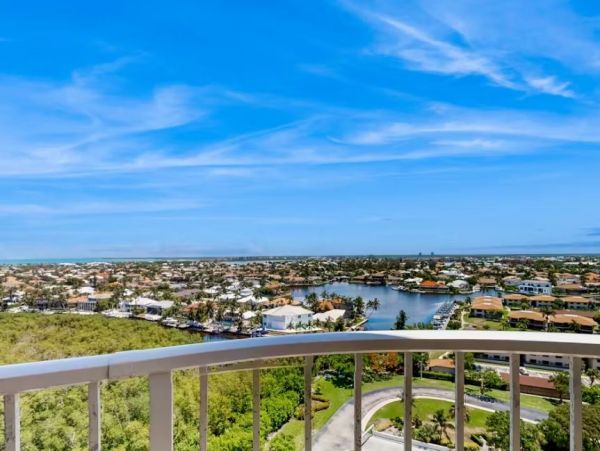Exquisite Vacation Rentals in Marco Island