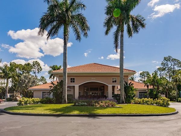 Spacious Vacation Home with Lake Views in Naples