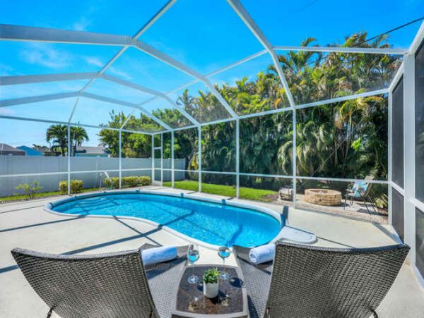 Luxurious Naples Vacation Rental Near Vanderbilt Beach