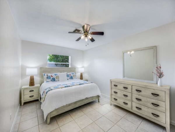 Luxurious Naples Vacation Rental Near Vanderbilt Beach