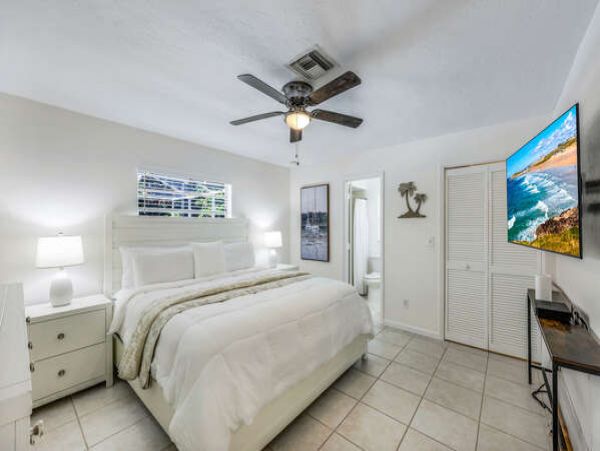 Luxurious Naples Vacation Rental Near Vanderbilt Beach