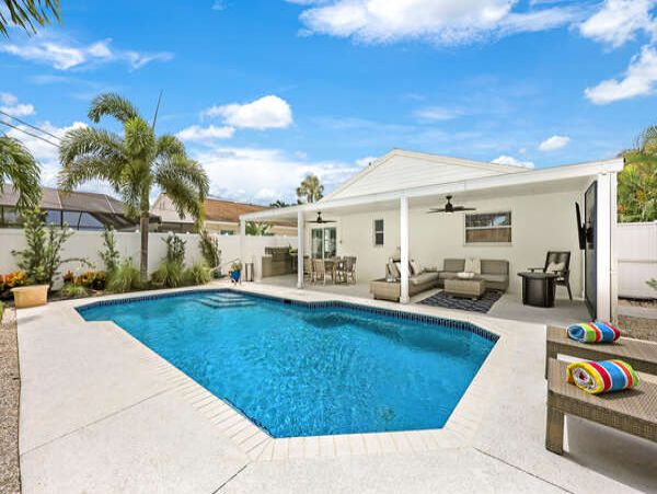 Naples Stunning 3 Bedroom Vacation Home Private Pool