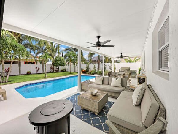 Naples Stunning 3 Bedroom Vacation Home Private Pool