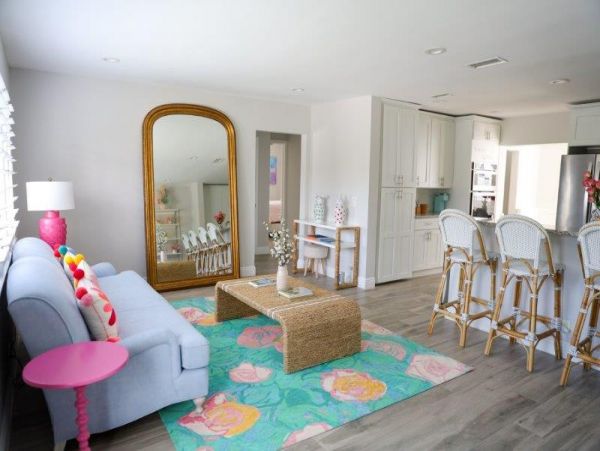 Luxurious 4-Bedroom Vacation Home in West Palm Beach