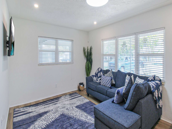 Charming 2 Bedroom Vacation Home with Private Pool