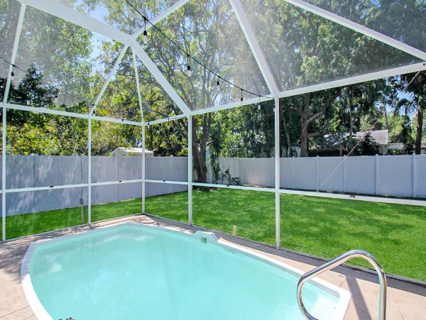 Charming 2 Bedroom Vacation Home with Private Pool