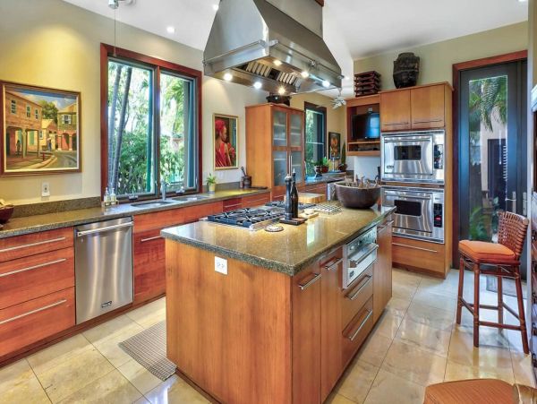 Luxury Vacation Rental in St. Croix - Unbeatable Sea Views