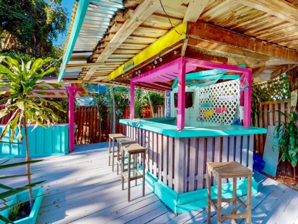 Lovely Sarasota Vacation Home with Private Pool