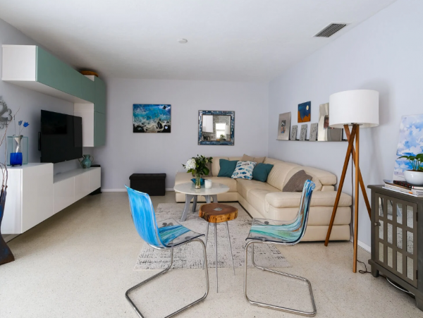 Cozy Vacation Rental with 2 Bedrooms in Siesta Key