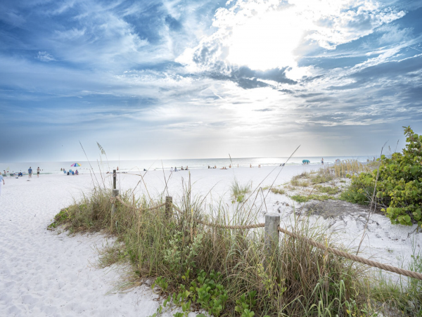 An Enchanting Two Bedroom Getaway in Siesta Key