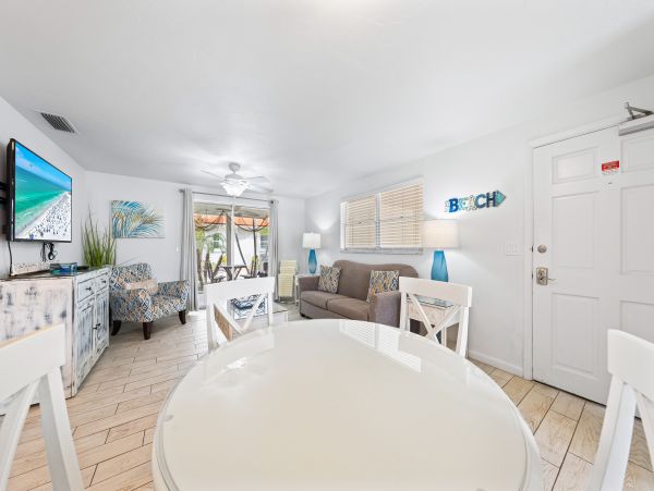 Luxurious Beach Vacation Rental