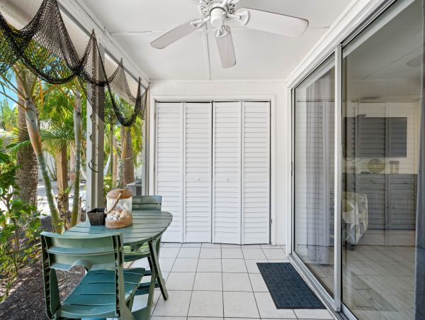 Lovely Siesta Key Vacation Rental with 2 Bedrooms