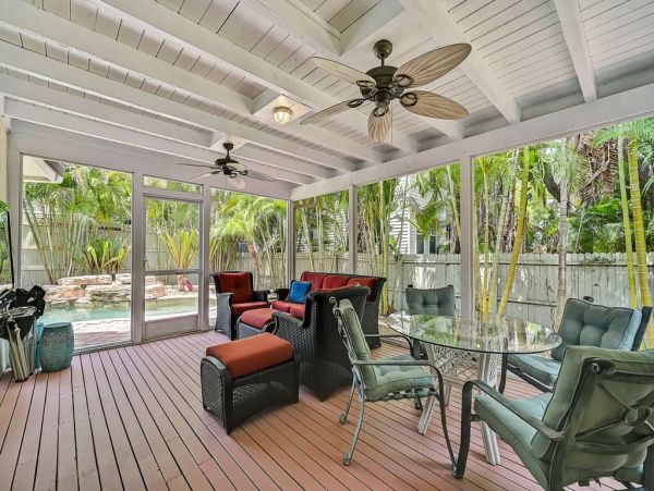 Tropical Oasis with 4 Bedrooms in Siesta Key