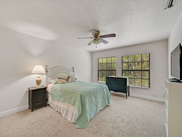 Tropical Oasis with 4 Bedrooms in Siesta Key
