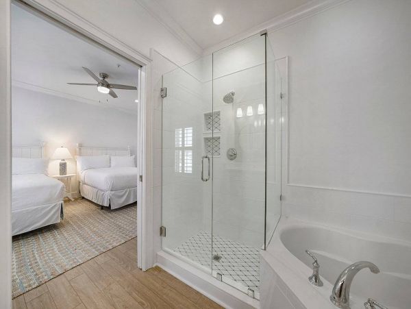 Luxury Beachfront Condo In Destin