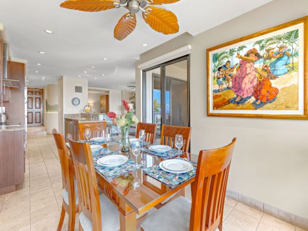 Luxurious Kaanapali Beachfront Condo with Ocean Views