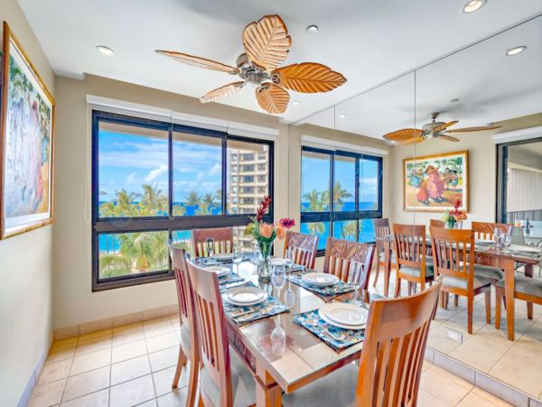 Luxurious Kaanapali Beachfront Condo with Ocean Views