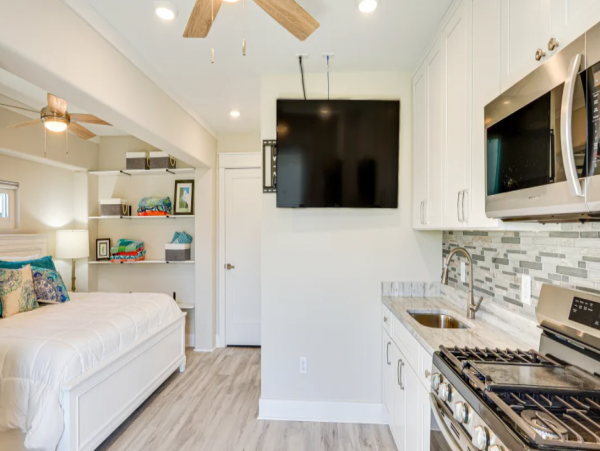Mexico Beach Vacation Rental 7 Bedrooms Walk to Beach