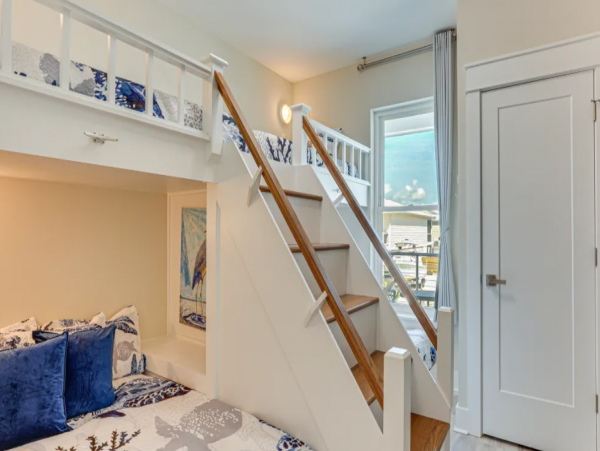 Mexico Beach Vacation Rental 7 Bedrooms Walk to Beach