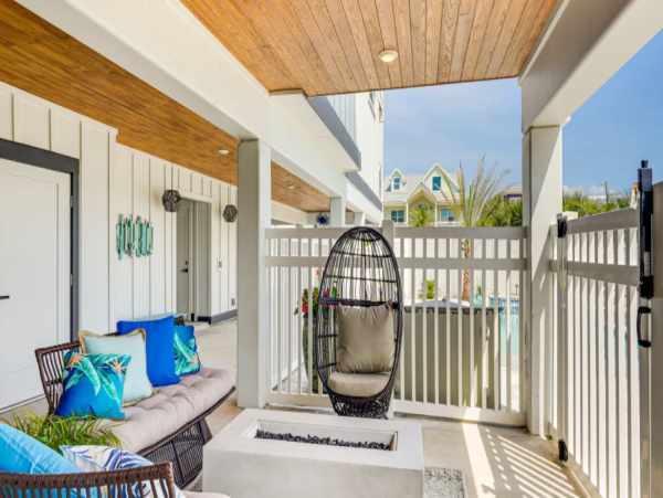 Mexico Beach Vacation Rental 7 Bedrooms Walk to Beach