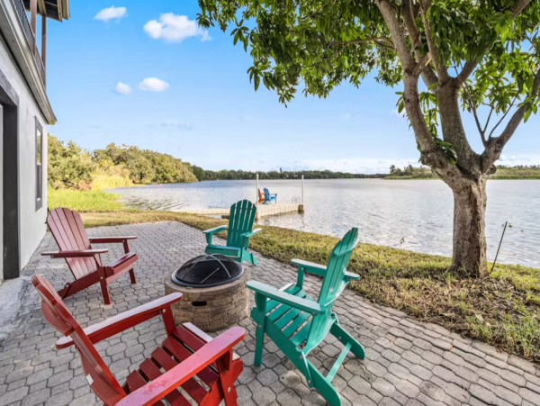 Beautiful Tampa Seven Bedroom Vacation Rental with River Views