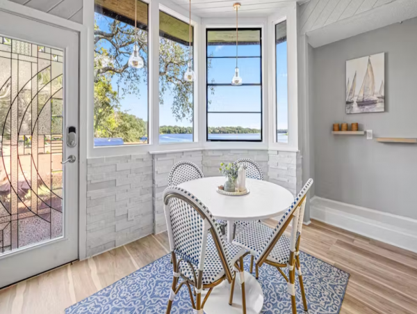 Beautiful Tampa Seven Bedroom Vacation Rental with River Views