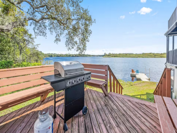 Beautiful Tampa Seven Bedroom Vacation Rental with River Views
