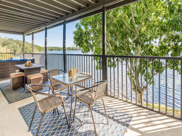 Beautiful Tampa Seven Bedroom Vacation Rental with River Views