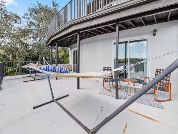 Beautiful Tampa Seven Bedroom Vacation Rental with River Views
