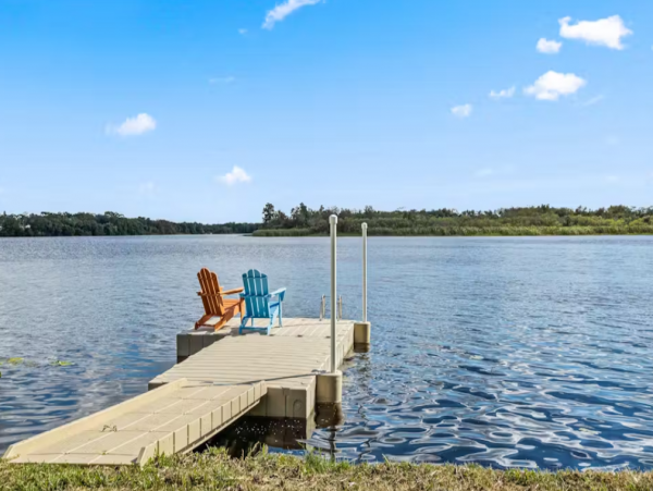 Beautiful Tampa Seven Bedroom Vacation Rental with River Views