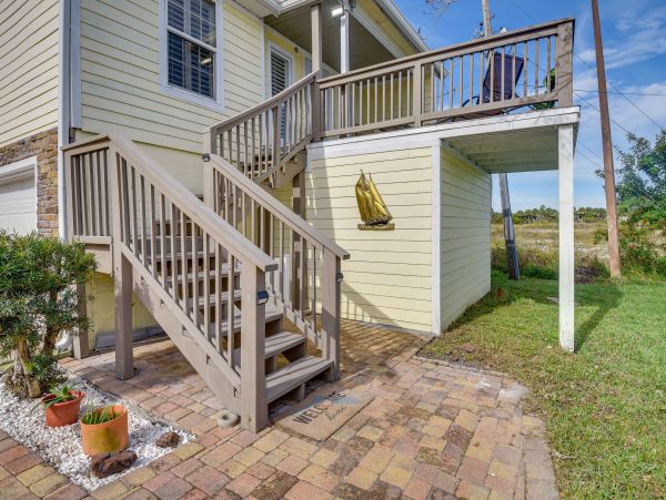 Daytona Waterfront Vacation Rental with Private Pool